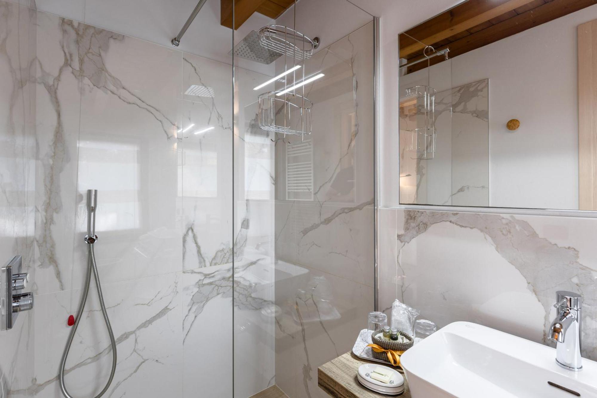 Bed and Breakfast Charming Сирмионе Экстерьер фото